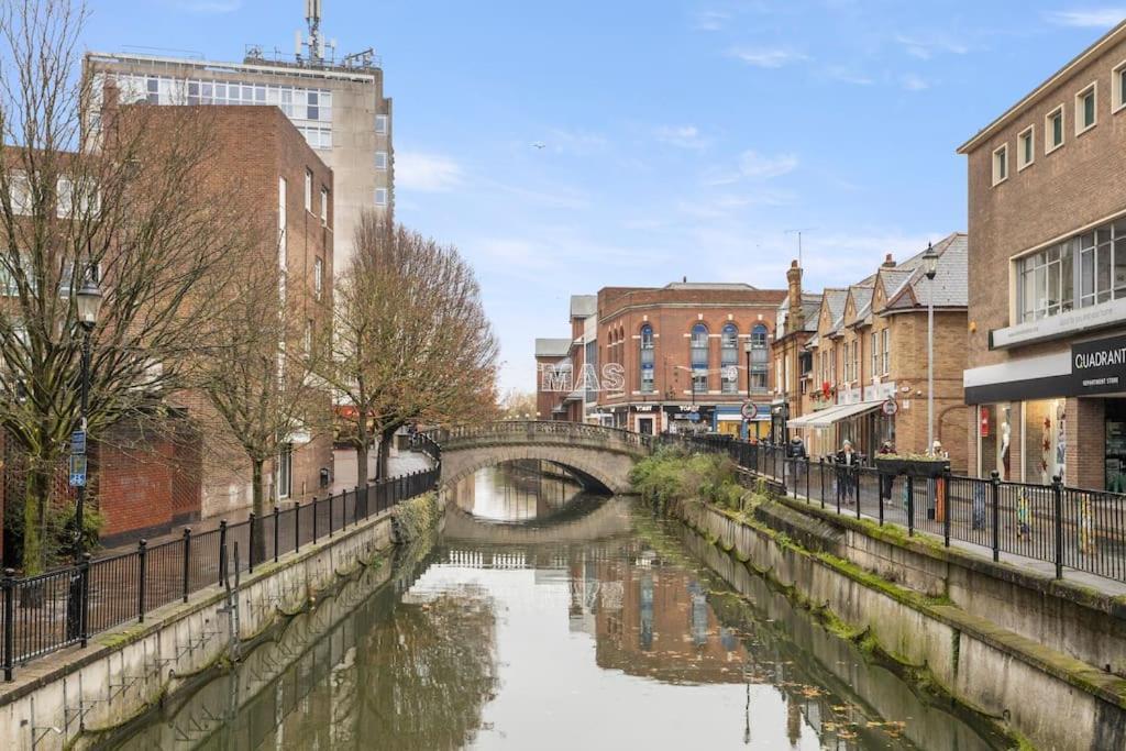 Chelmsford Centre View Sleep 4 Next Chelmer Canal Bagian luar foto